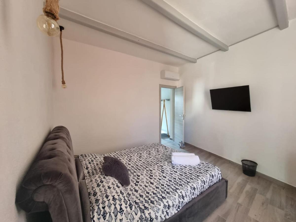 Suite Cornelia Santa Teresa Gallura Exterior foto